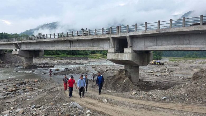 बुँवाखोलामा बन्यो वर्ष दिनअघि नै १४८ मिटर लामो मोटरेबल पक्की पुल