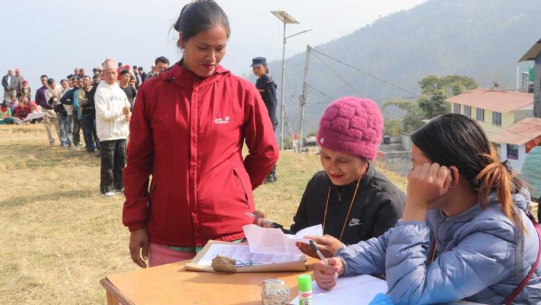 मतदाता शिक्षा प्रभावकारी बनाउन ‘नमूना मतदान’ अभ्यास कार्यक्रम