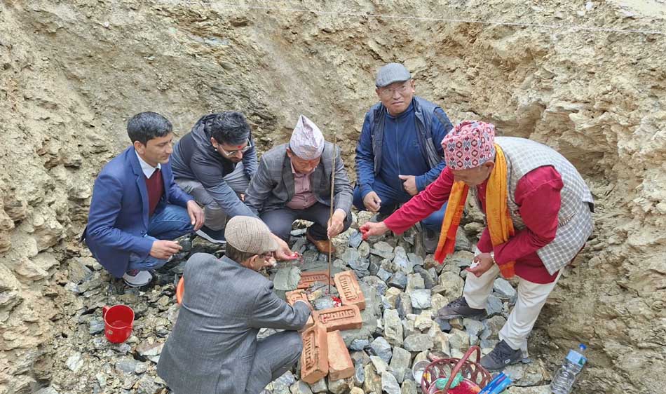 नेपाल पत्रकार महासङ्घ खोटाङको कार्यालय भवन निर्माणको काम सुरु 