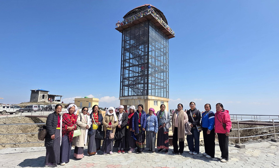 नयाँ वर्ष २०८३ को पहिलो दिन : पर्यटकीयस्थलहरुमा आन्तरिक पर्यटकको भीड