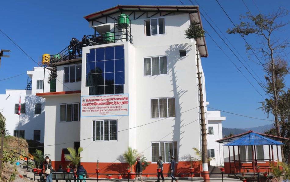 दिक्तेल रुपाकोट मझुवागढीमा ‘म वातावरणको संरक्षण गर्छु’ अभियान