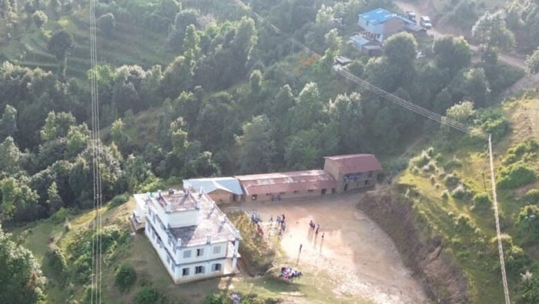 विद्यालय प्रवेश गरेर अभद्र व्यवहार गर्ने तीनजना पक्राउ, दुई दिनदेखि पठनपाठन बन्द
